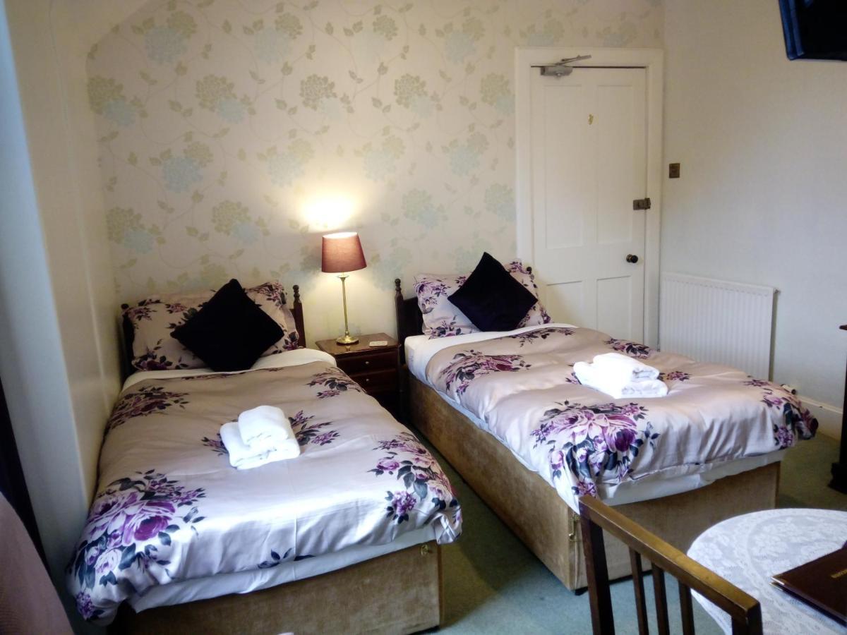 Dunallan Guest House Grantown-on-Spey Екстериор снимка